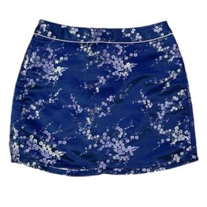 Silky Blue and white floral mini skirt